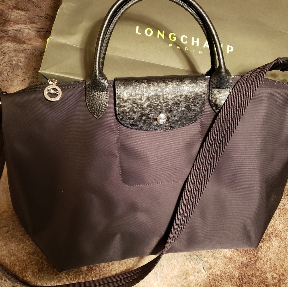 2 Longchamp for sale one black/re modele depose 1